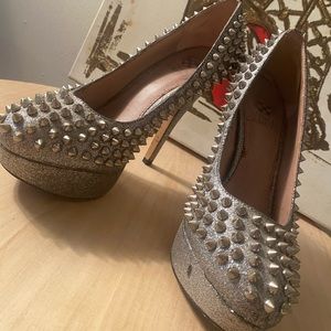 Vince Camuto Classic!!